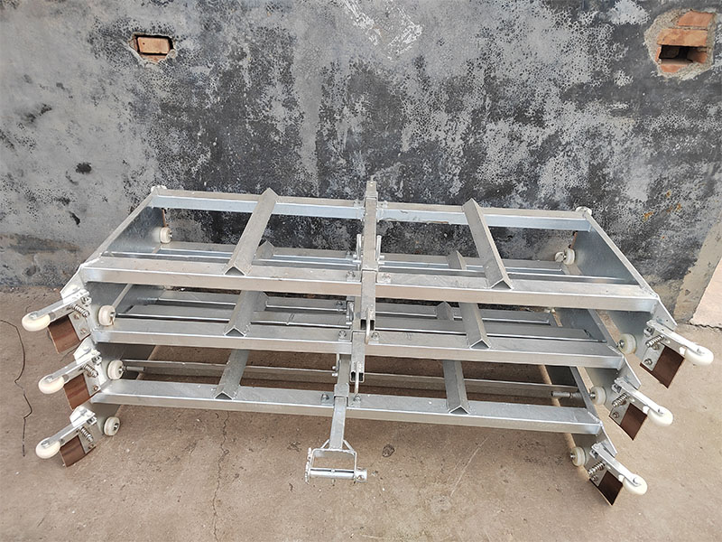 全自動刮糞機(jī)養(yǎng)殖什么畜禽可以用？雞舍豬舍羊舍如何選擇？